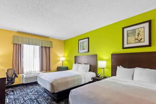Quality Inn Litchfield Route 66 - 3