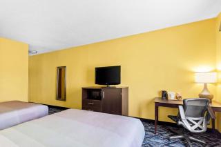 Quality Inn Litchfield Route 66 - 2