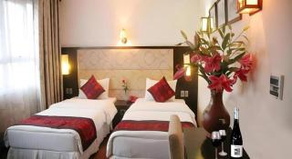 New Moon Hotel - 4