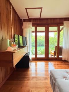 Mangrove bungalow & restaurant - 4