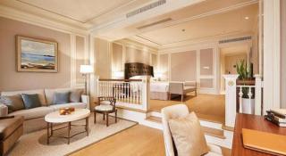 Donghai Xianhucheng Huanglong Hotel - 2