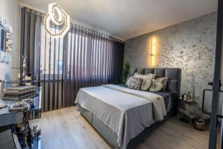 Rose's Luxury Central Apartment - 0