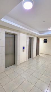Urban Luxe 1BR at 237 Garden City - Pool & Gym - 2
