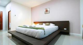 Phakawan Hotel - 1