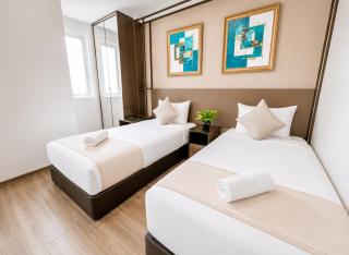 Panoramic Seaview 2BR Duplex Loft George Town Maritime Suite 0706 - 7