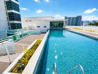 Panoramic Seaview 2BR Duplex Loft George Town Maritime Suite 0706 - 6