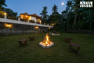 StayVista at Neelambari Villa with BBQ & Bonfire - 8