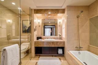 Golden Eagle Summit Hotel (Downtown) - 3