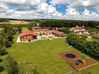 Luxury Home, The Residence Sleeps 10, 2 Hot Tubs & Scenic Views near Durham & Bishop Auckland - 6