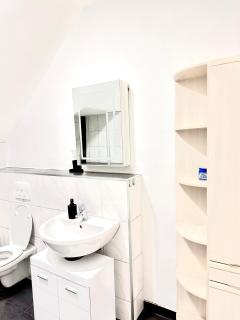 Speziell 2 Zimmer Wohnung mit Aussicht & Balkon - 4