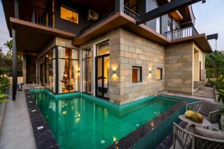 Staymaster Timber Ridge - Luxury 4BR Villa with Pool - 3