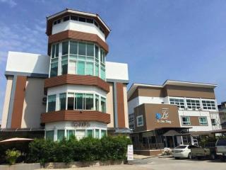 Hotel Le Lerts Living - 1