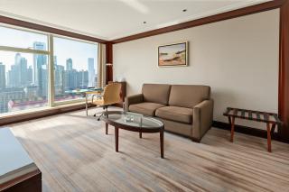 Golden Eagle Summit Hotel (Downtown) - 4