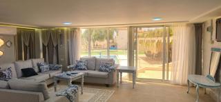 East West Farm studio استوديو مزرعة شرق غرب - 5