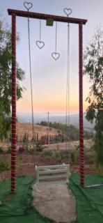 East West Farm studio استوديو مزرعة شرق غرب - 2