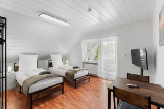Lemon Suites 5 Apartment für Gruppen und Teams - Ideal für Monteure - Große Wohnung mit 2 Bädern - 3