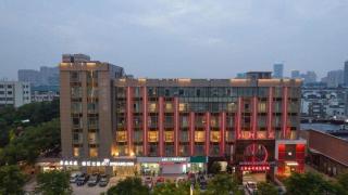 Jinjiang Inn Suzhou Sanxiang Square Metro Station - 3