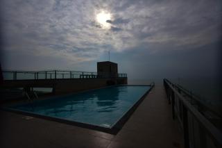 Ocean Breeze Negombo- TidesEnd Luxury Beach Apartments - 4