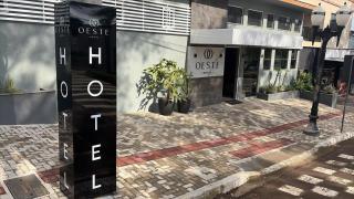 Oeste Hotel - 0