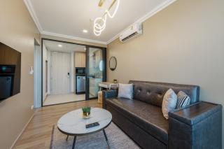 Laguna 1BR - Panoramic Golf, Lake, Sky Pools - 3