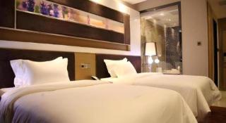 Chongqing Lavande Hotel Guanyin Bridge Pedestrian Street Center Branch - 2