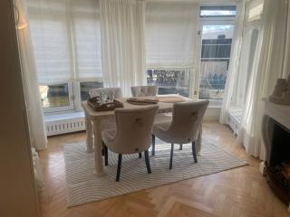 Lakeside Luxury Apartment - 2