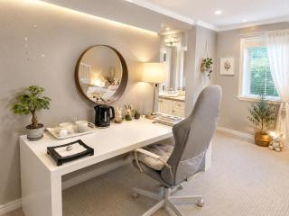 Scorpio House Langley -ROOM 2 - 8