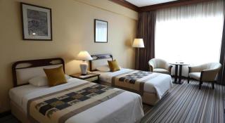 Chiang Mai Plaza Hotel - 9