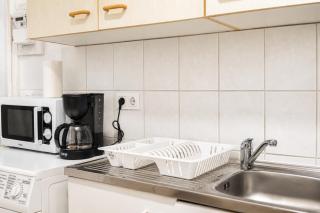 Lovely 1BR Apt Near Westbahnhof for Long Stays - Wien - 6