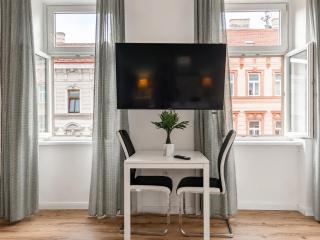 Affordable 1BR Apt Near Westbahnhof Station Ideal for Longstays - 8