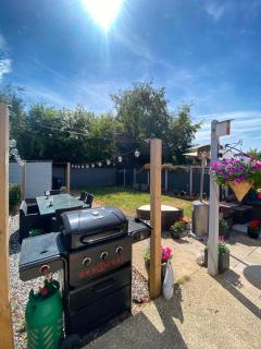 The Bournemouth Garden Retreat - 2