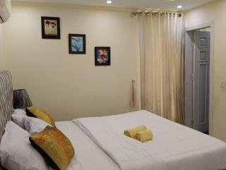 Rizco Heights Bahria Town, Plot 29, Dd Block Sector D Bahria Town, Lahore - 2