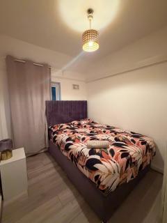 Entire 2 Bedroom Home Sheffield - 0