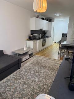 Nima's Modern Apartment - 1