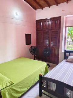 Habitación con 3 acomodaciones en Zona Central, Santa Marta - 3