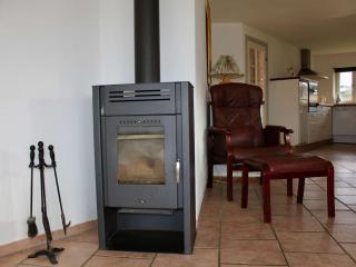Familienfreundliches-Ferienhaus-mit-Whirlpool-Sauna-und-Ofen - 4