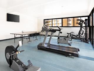 Surfers Paradise Cavill Pool Walk to Beach Orar Stays - 4
