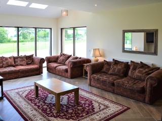 The Farmhouse - Ukc6250 - 6