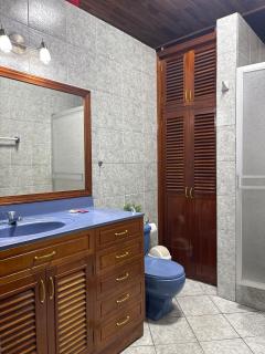 Casa céntrica de 5 habitaciones hasta 13 personas - 3