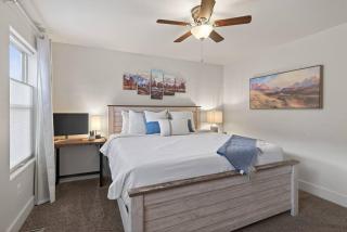 Red Rock Villa with Private Hot Tub and 2 King Suites - 2
