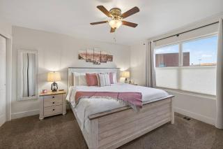 Red Rock Villa with Private Hot Tub and 2 King Suites - 5