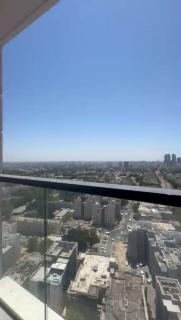 Luxury High-Floor Apt | New Tower | Steps to Mall - 2