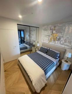 Waterfront Marble Residence Pool Spa Parking - 3