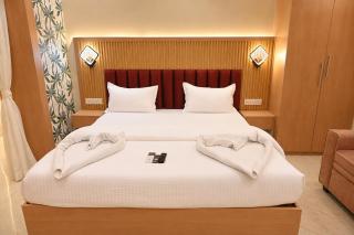 Hotel DJ Palace - Premium Stay Near Jagannath Temple - with Free Wi-fi, Parking, Restaurant Facilities - 5