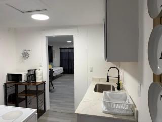 Cozy Home near airport ADRESS 7036 NW 19th Avenue - 9