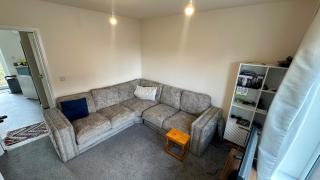 Sheffield Charm - Cozy 2 Bedroom House - 9