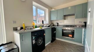 Sheffield Charm - Cozy 2 Bedroom House - 8