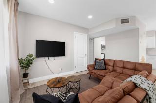 Modern Oasis in Seminole, St. Petersburg FL - 2