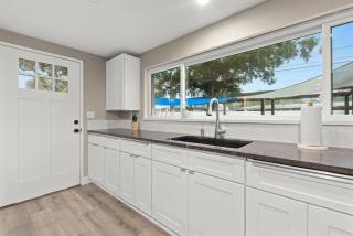 Tranquil Pool Home in Clearwater - 2