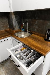 Квартира з балконом на низькому поверсі, метро Нивки , San Francisco #231 - 1
